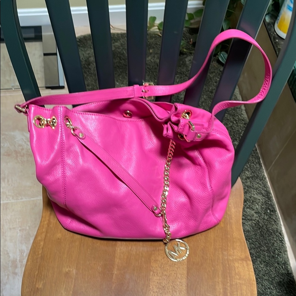 Michael Kors Pink Chain Detail Shoulder Bag
